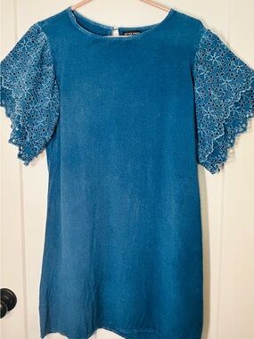 Style Envy Teal Lace Sleeve Dress